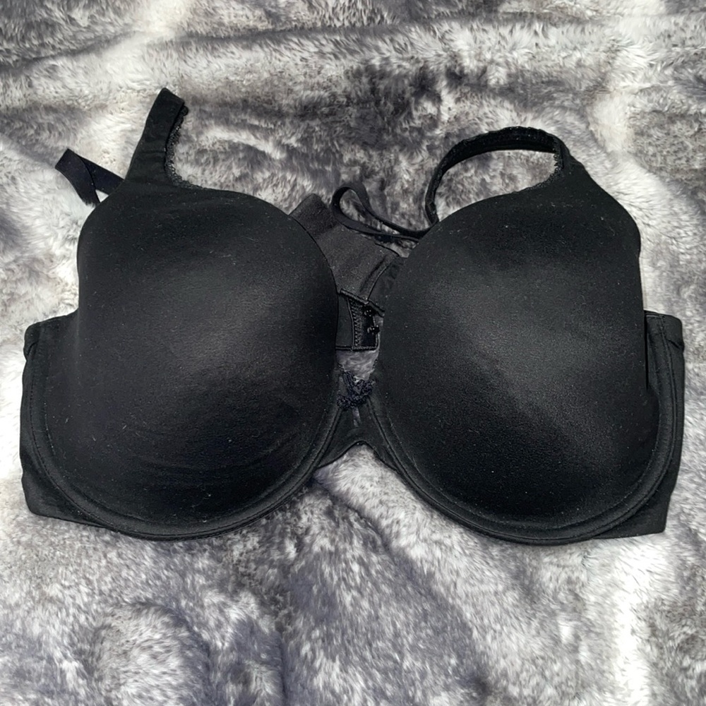 38D Victoria’s Secret BODY BY VICTORIA LINED PERFECT COVERAGE